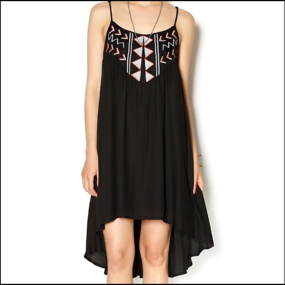 NWT BB Dakota high-low embroidered summer dress